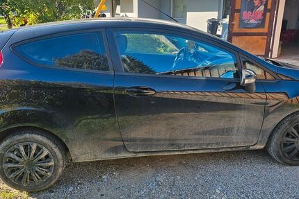 Ford Fiesta 229.569 km 2.800 € Eurasburg 86495