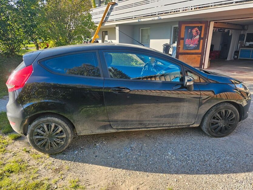 Ford Fiesta 229.569 km 2.800 € Eurasburg 86495