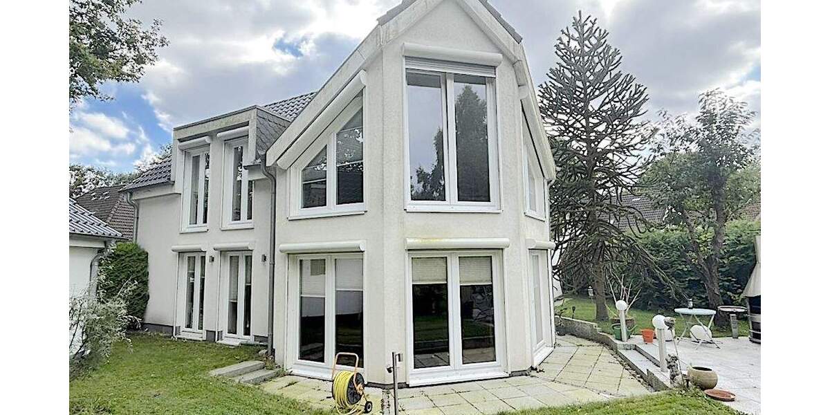 Einfamilienhaus Horst (Holstein) - 7 Zimmer, 216 m&sup2;, 670.000&euro; | Angebot:25726891