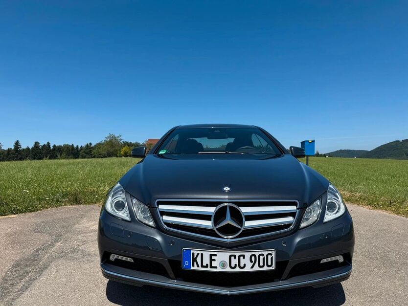 Mercedes-Benz E 250 89.392 km 16.400 € Merzhausen 79249