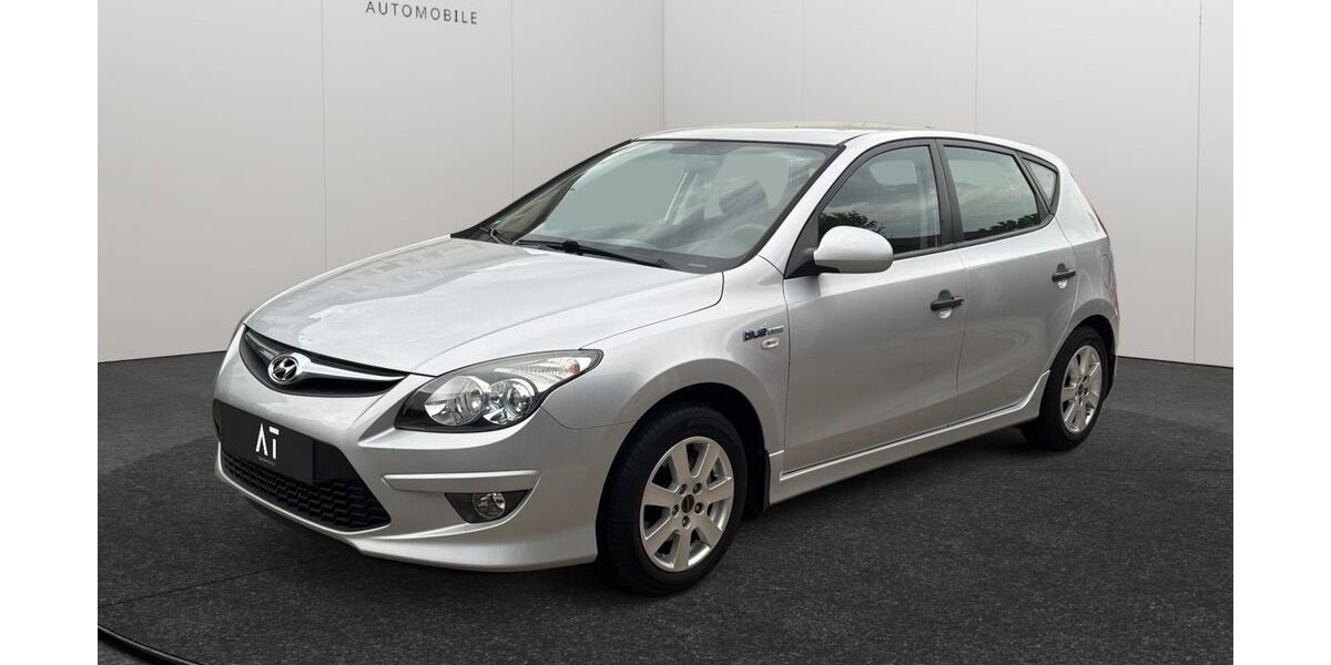 Hyundai i30 54.138 km 5.890 &euro; Frankfurt am Main 65933