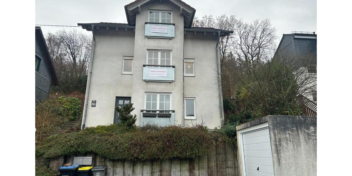 sehr schöne Wohnung in Siegen-Eiserfeld zu vermieten 5 zimmer