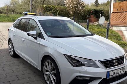 Seat Leon 38.350 km 16.350 &euro; Herborn 35745