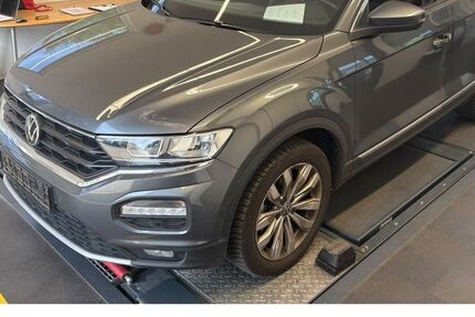VW T-Roc 26.700 km 21.690 &euro; Bensheim 64625