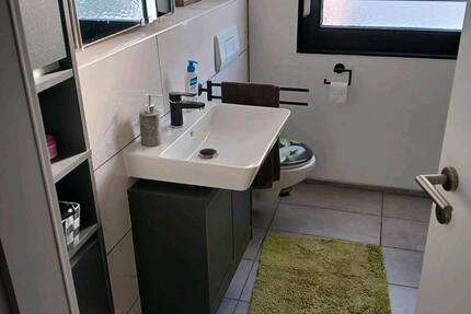 WE inkl. Balkon, EBK+Geräte, mod.Bad, WC, Garage, Werkraum,Garten