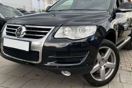 VW Touareg 238.738 km 7.890 € München 81825