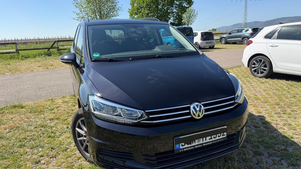 VW Touran 60.000 km 21.900 &euro; Kleinfischlingen 67483