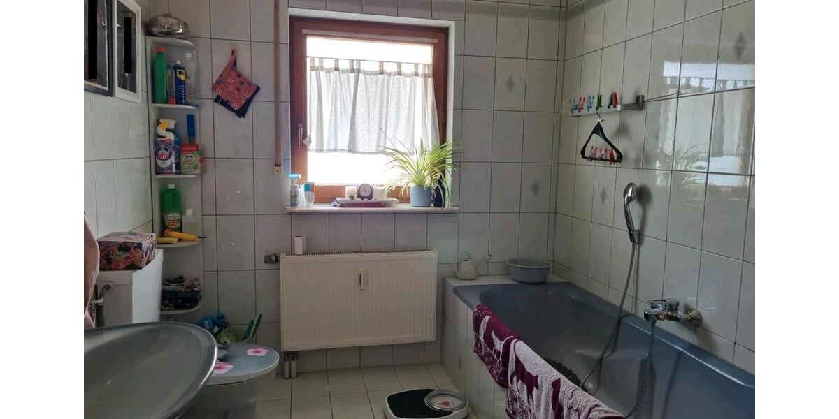 Mehrfamilienhaus, Wohnhaus Lohra - 9 Zimmer, 255 m&sup2;, 433.000&euro; | Angebot:26990901