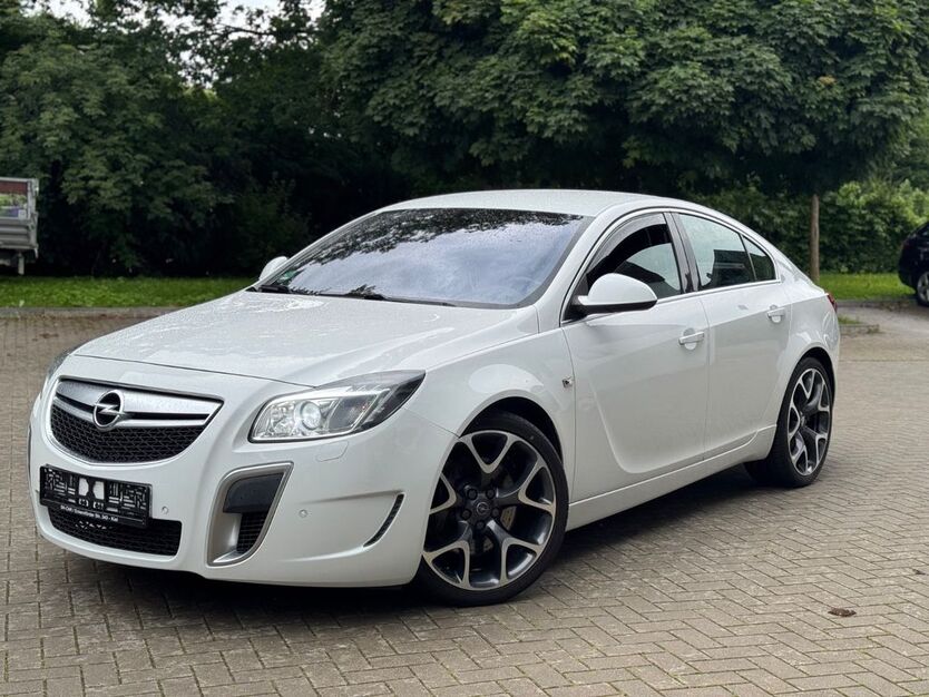 Opel Insignia 223.900 km 10.490 € Kiel 24107