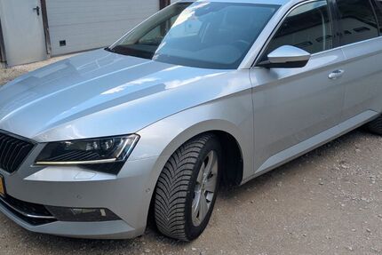 Skoda Superb 200.500 km 11.750 &euro; Gomadingen 72532