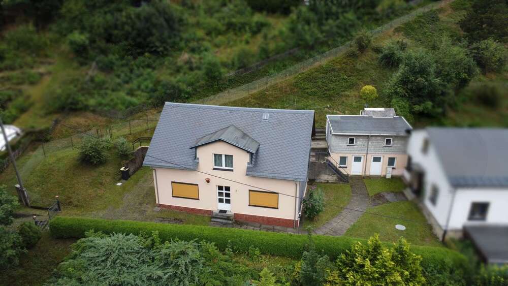 Einfamilienhaus Burkhardtsdorf - 7 Zimmer, 120 m&sup2;, 133.000&euro; | Angebot:26017081