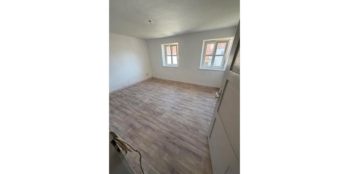 Einfamilienhaus Neustadt an der Donau - 6 Zimmer, 144 m&sup2;, 320.000&euro; | Angebot:26374037