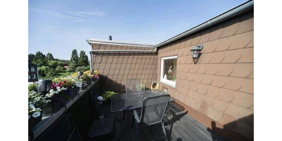 Dachgeschoßwohnung Herne Altenhöfen - 3.5 Zimmer, 106 m&sup2;, 150.000&euro; | Angebot:24817885