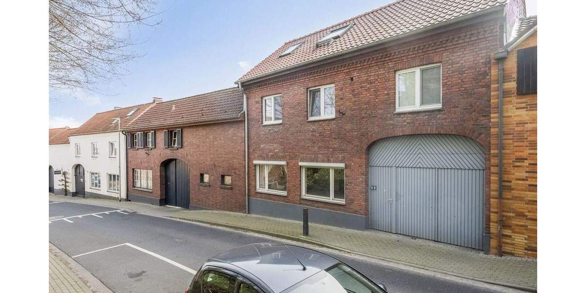 Einfamilienhaus Selfkant - Hillensberg Hillensberg - 6 Zimmer, 210 m&sup2;, 325.000&euro; | Angebot:25476237