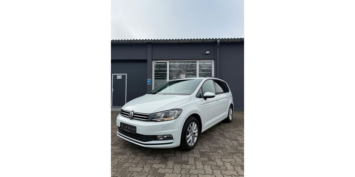 VW Touran 120.444 km 15.300 &euro; Eggenstein-Leopoldshafen 76344