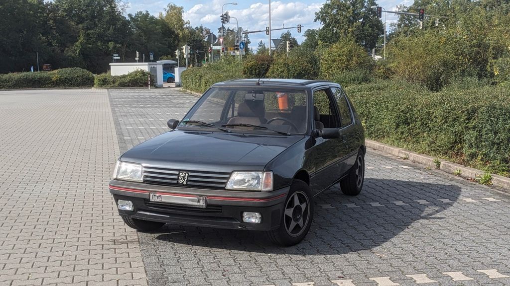Peugeot 205 197.135 km 4.900 &euro; Schwabach 91126