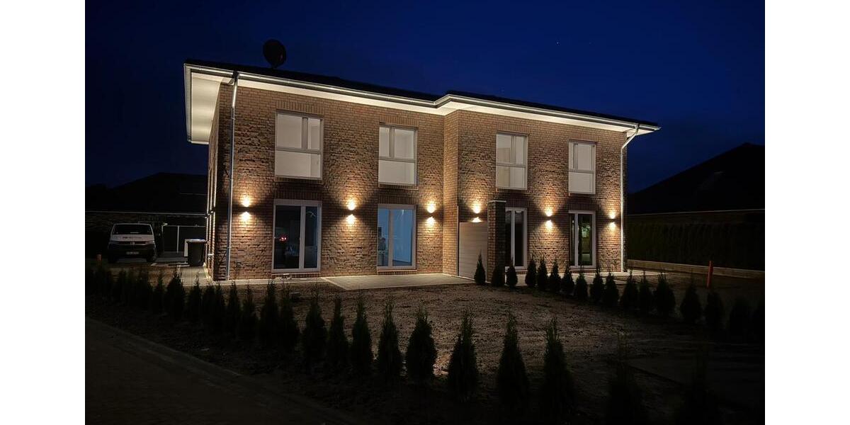 Doppelhaushälfte Hammah - 4 Zimmer, 120 m&sup2;, 1.490&euro; | Angebot:25715690