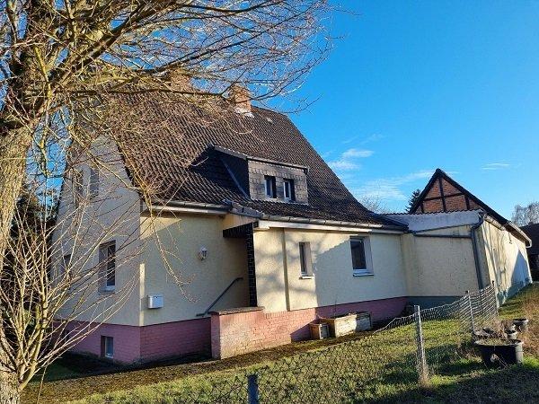 Einfamilienhaus Salzwedel - 7 Zimmer, 120 m&sup2;, 123.000&euro; | Angebot:27244158