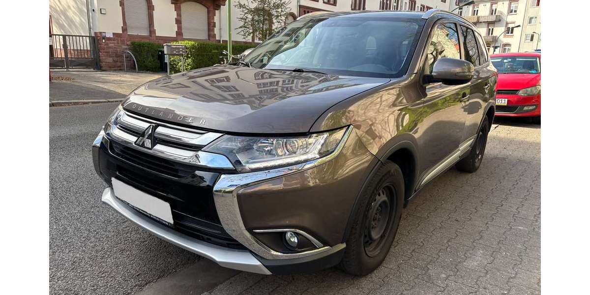 Mitsubishi Outlander 155.000 km 13.300 &euro; Frankfurt 65933