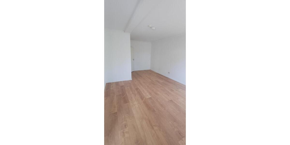 Etagenwohnung Langenhagen Engelbostel - 3.5 Zimmer, 120 m&sup2;, 1.190&euro; | Angebot:26365605