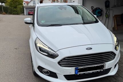 Ford S-Max 106.000 km 12.250 € Blaustein 89134