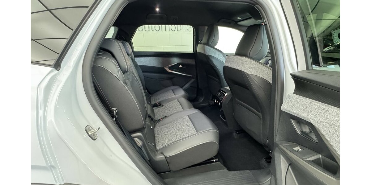 Peugeot 5008 145 Mild Hybrid Allure7 Sitzer LED CAM 18.200 km 27.520 &euro; Lich 35423