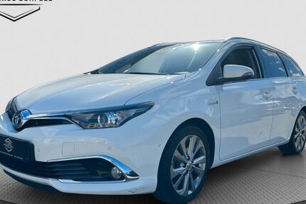 Toyota Auris 158.000 km 12.900 € Bruchköbel 63486