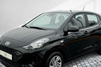 Hyundai i10 8.290 km 14.879 &euro; Bamberg 96052