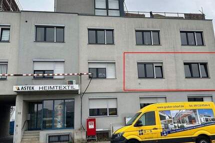 Helle Bürofläche (88 m²) in Fürth - 2 große Büros, Teeküche, Top-Anbindung, provisionsfrei zimmer