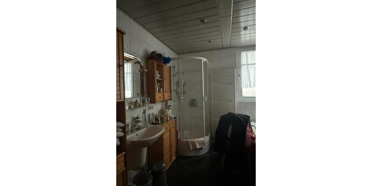 Einfamilienhaus Markneukirchen - 6 Zimmer, 200 m&sup2;, 98.000&euro; | Angebot:26444338
