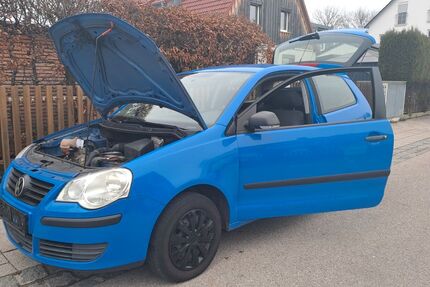 VW Polo 129.000 km 2.599 &euro; München 81737