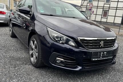 Peugeot 308 71.382 km 12.100 € Arnsberg 59759