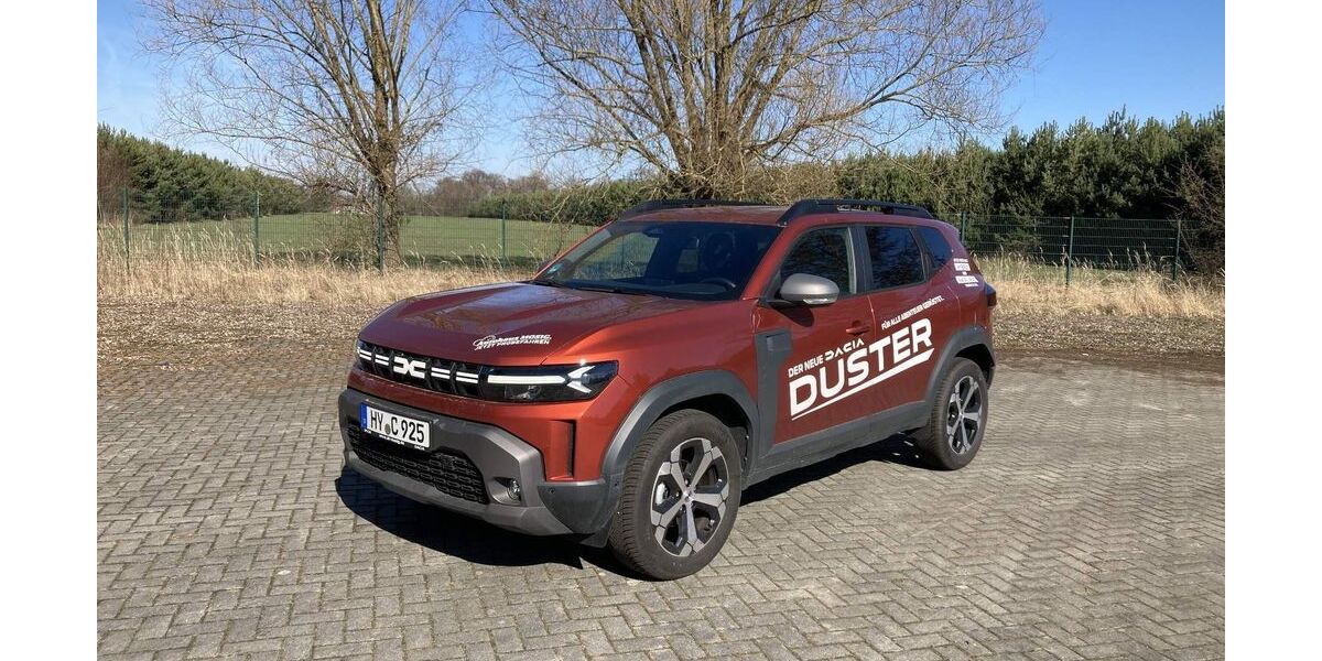 Dacia Duster 5.950 km 21.900 &euro; Hoyerswerda 02977