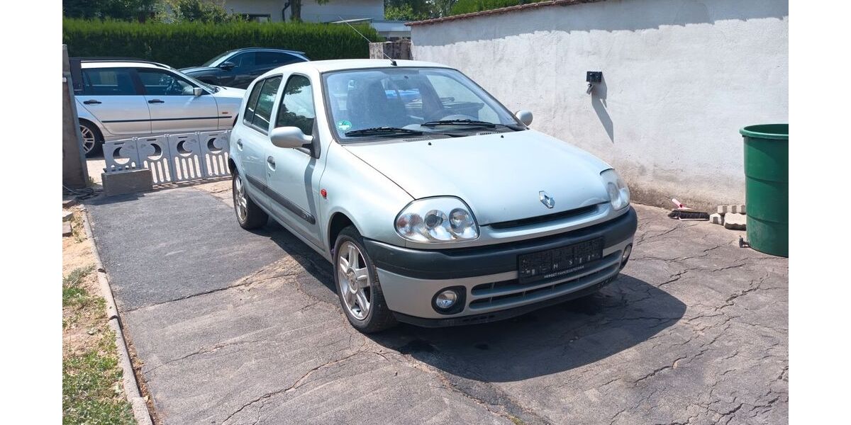 Renault Clio 174.000 km 1.500 &euro; Koblenz 56077