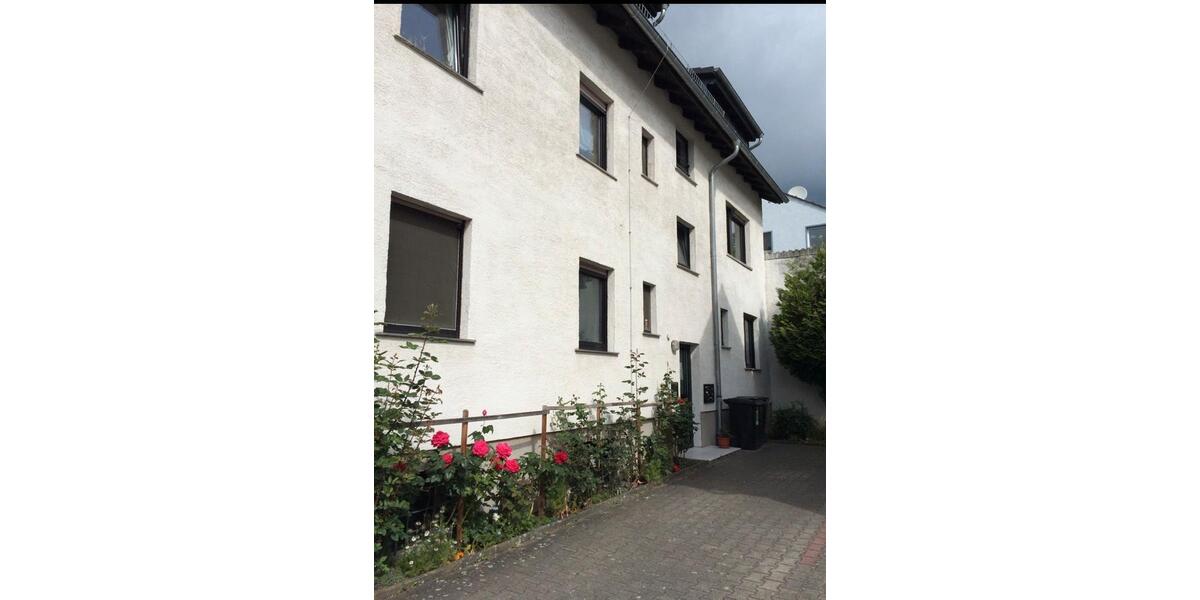 Dachgeschoßwohnung Wiesbaden Klarenthal - 4 Zimmer, 85 m&sup2;, 299.000&euro; | Angebot:25047580