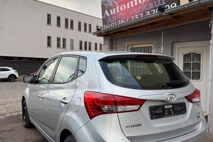 Hyundai ix20 98.000 km 4.900 &euro; Magdeburg 39106