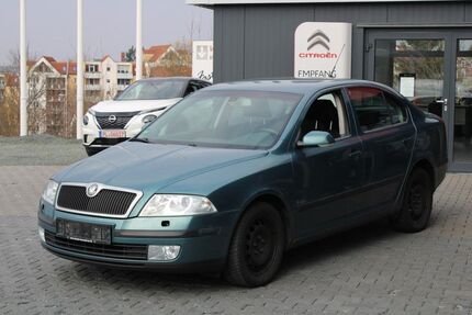 Skoda Octavia 181.300 km 1.900 &euro; Plauen 08529
