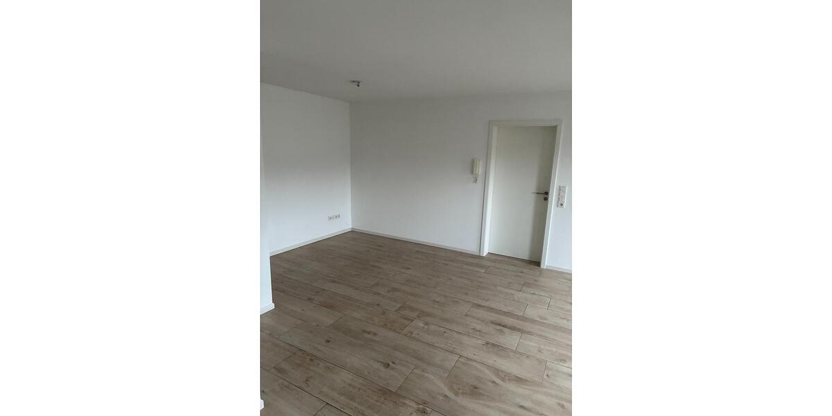 Etagenwohnung Eiterfeld - 4 Zimmer, 110 m&sup2;, 750&euro; | Angebot:25057992