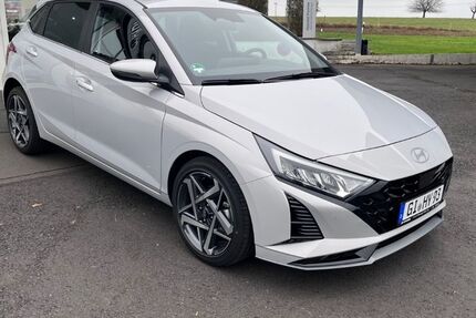 Hyundai i20 10.451 km 23.990 € Laubach 35321