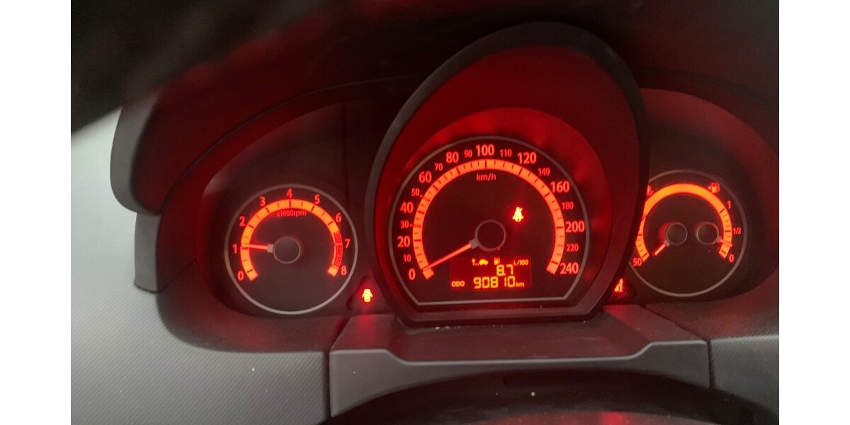 Kia Ceed 91.000 km 3.200 &euro; Wehr 79664