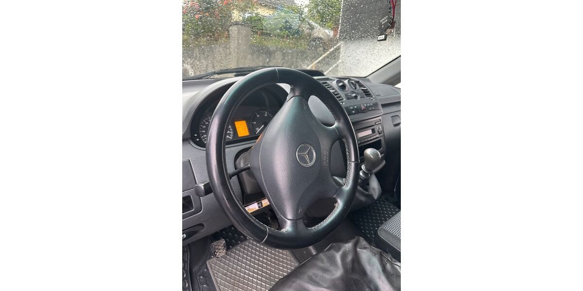 Mercedes-Benz Vito 350.000 km 3.900 &euro; Gummersbach 51645