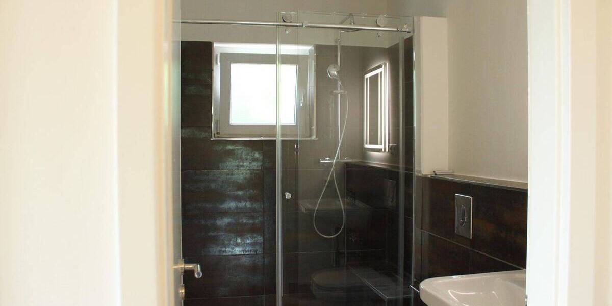 Einfamilienhaus Klein-Winternheim Winternheim - 8 Zimmer, 204 m&sup2;, 892.000&euro; | Angebot:26851613