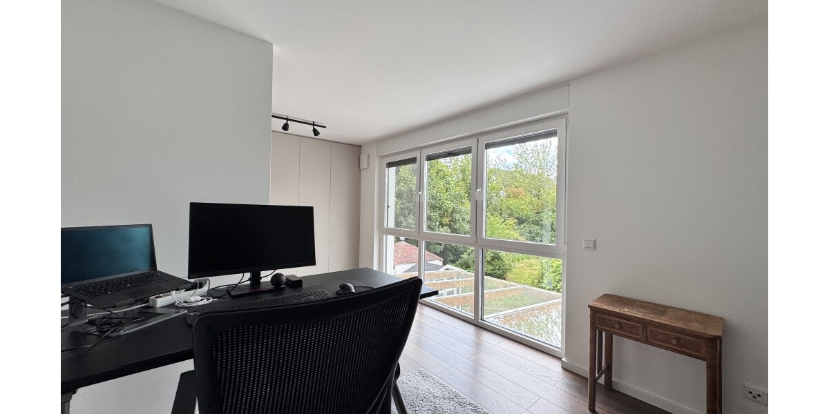 *Einziehen und Wohlfühlen! Modernes REH - ruhige Lage mit Blick ins Grüne* - Reihenendhaus Wiesbaden Bierstadt | Angebot:21608165