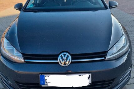 VW Golf 262.000 km 7.800 € Merseburg 06217