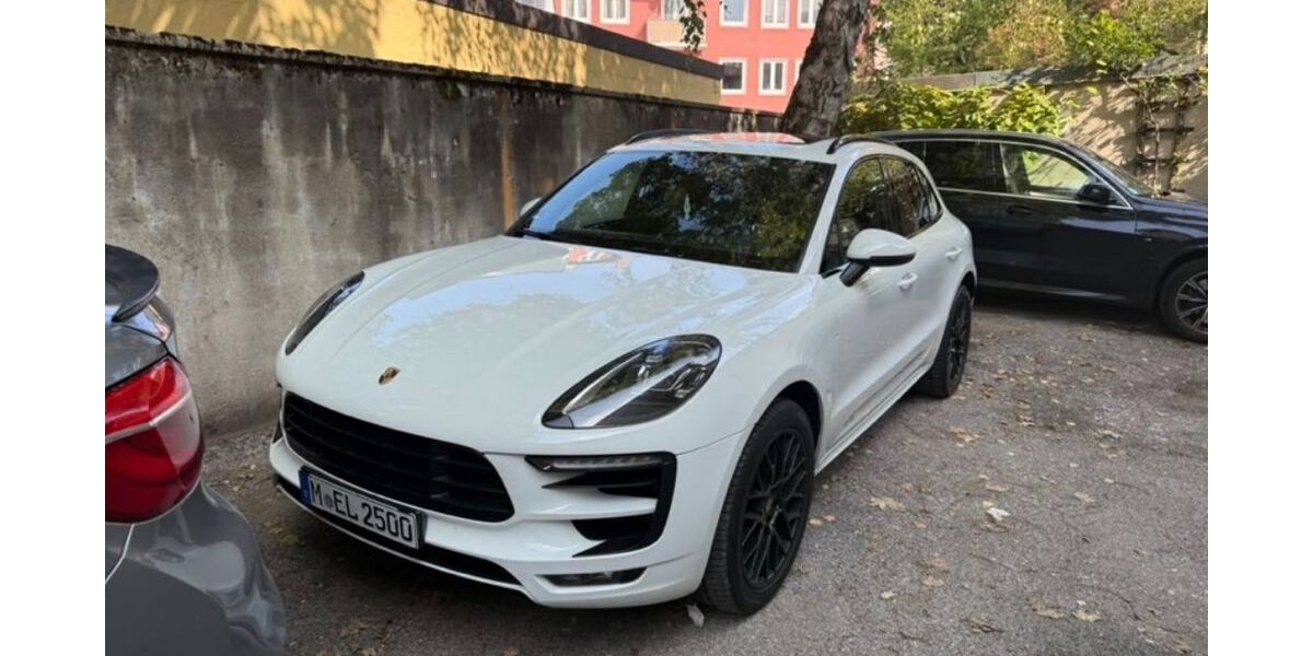 Porsche Macan 183.000 km 30.000 &euro; München 80636