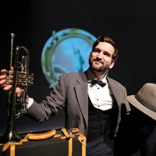 Novecento - Die Legende vom Ozeanpianisten 04.12.2025 Kulturzentrum Miesbach