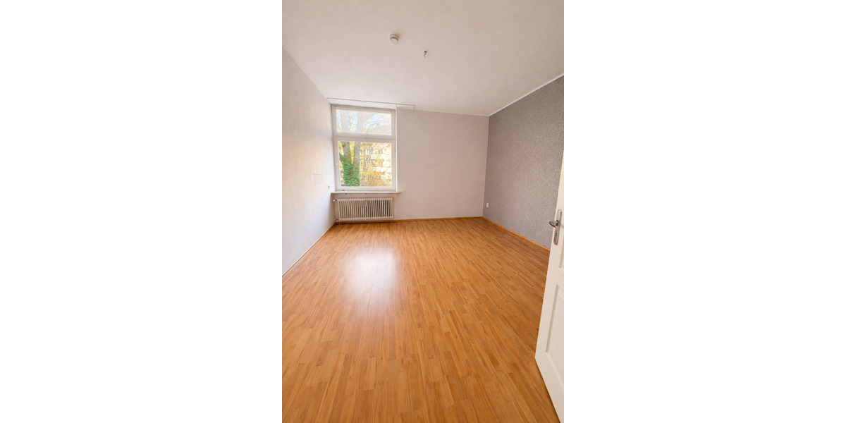 Etagenwohnung Dortmund Mitte - 3 Zimmer, 102 m&sup2;, 1.200&euro; | Angebot:25606951