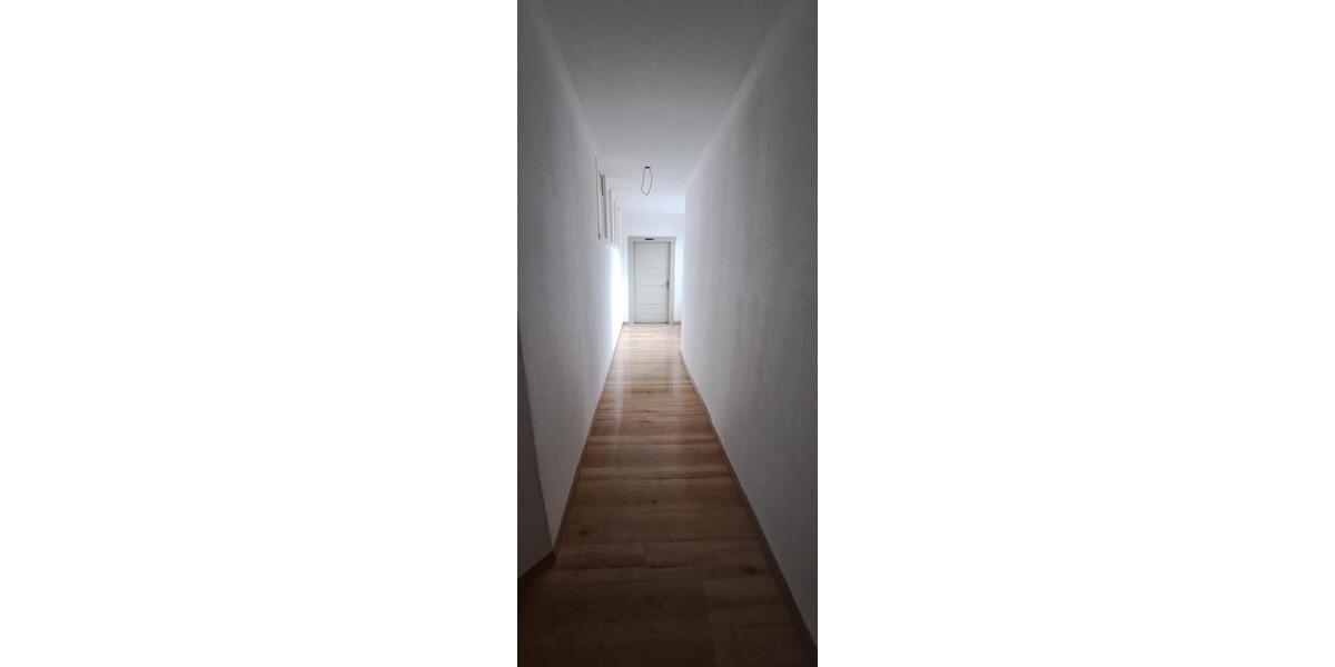 Etagenwohnung Wunsiedel - 3 Zimmer, 92 m&sup2;, 700&euro; | Angebot:25417762