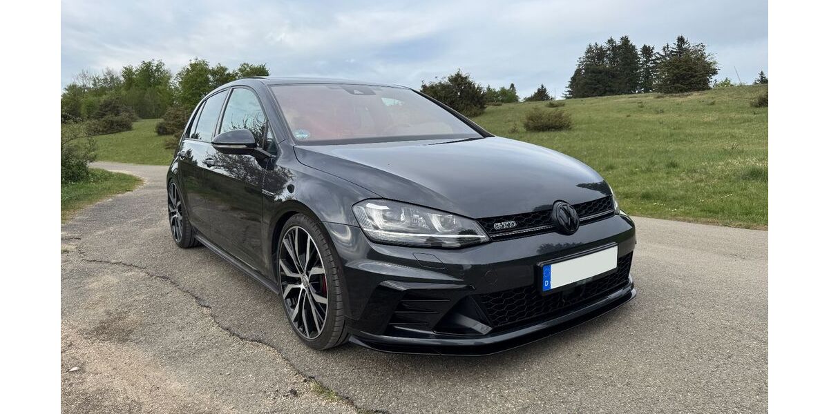 VW Golf 136.040 km 19.999 &euro; Steinheim 89555
