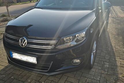 VW Tiguan 127.600 km 10.500 &euro; Bockhorn 26345
